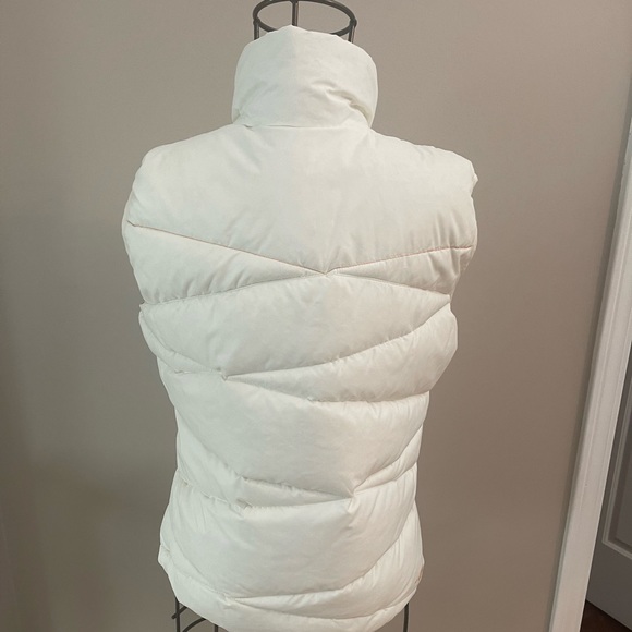 **SOLD** Helly Hansen | Down Puffer Vest - Picture 3 of 12